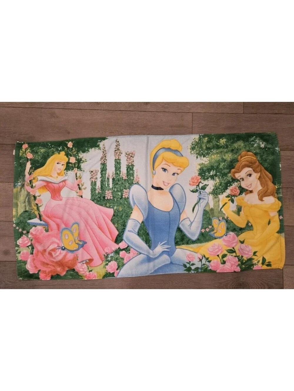 Disney Store Exclusive Princess Cinderella Belle & Aurora Beach Towel